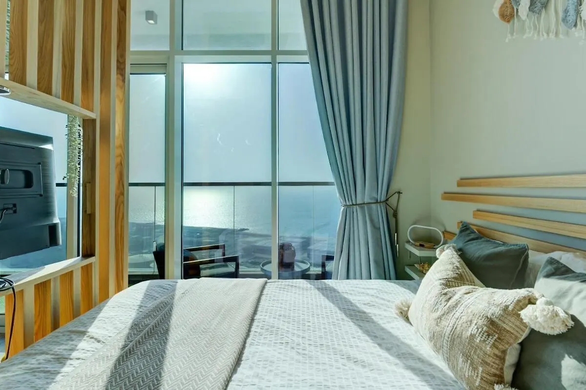 Higuest - New! Stunning Sea View Studio, Balcony, Pool Dubai 0*,